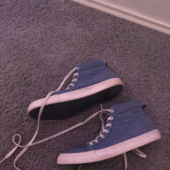 High Tops - Picture 2 of 2